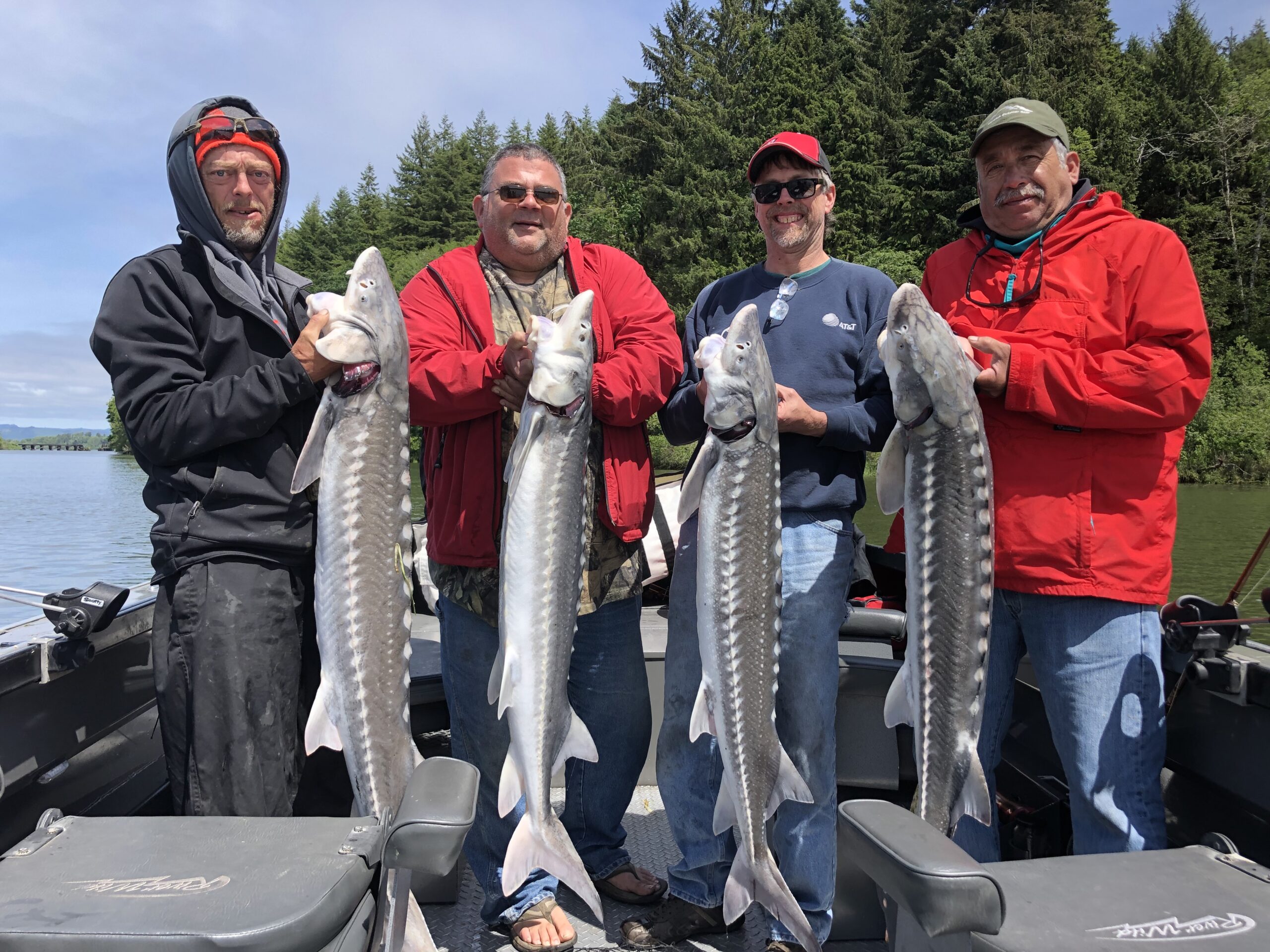 Columbia River Salmon Fishing: Find Sports Fishing Charters in WA & OR